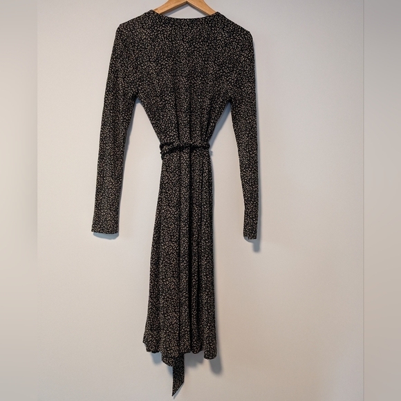 ANN TAYLOR - Cheeta Print Wrap Dress - Picture 4 of 9